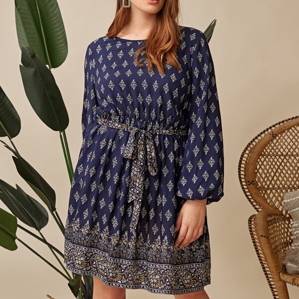 

Plus Lantern Sleeve Belted Graphic Print Dress, Multicolor