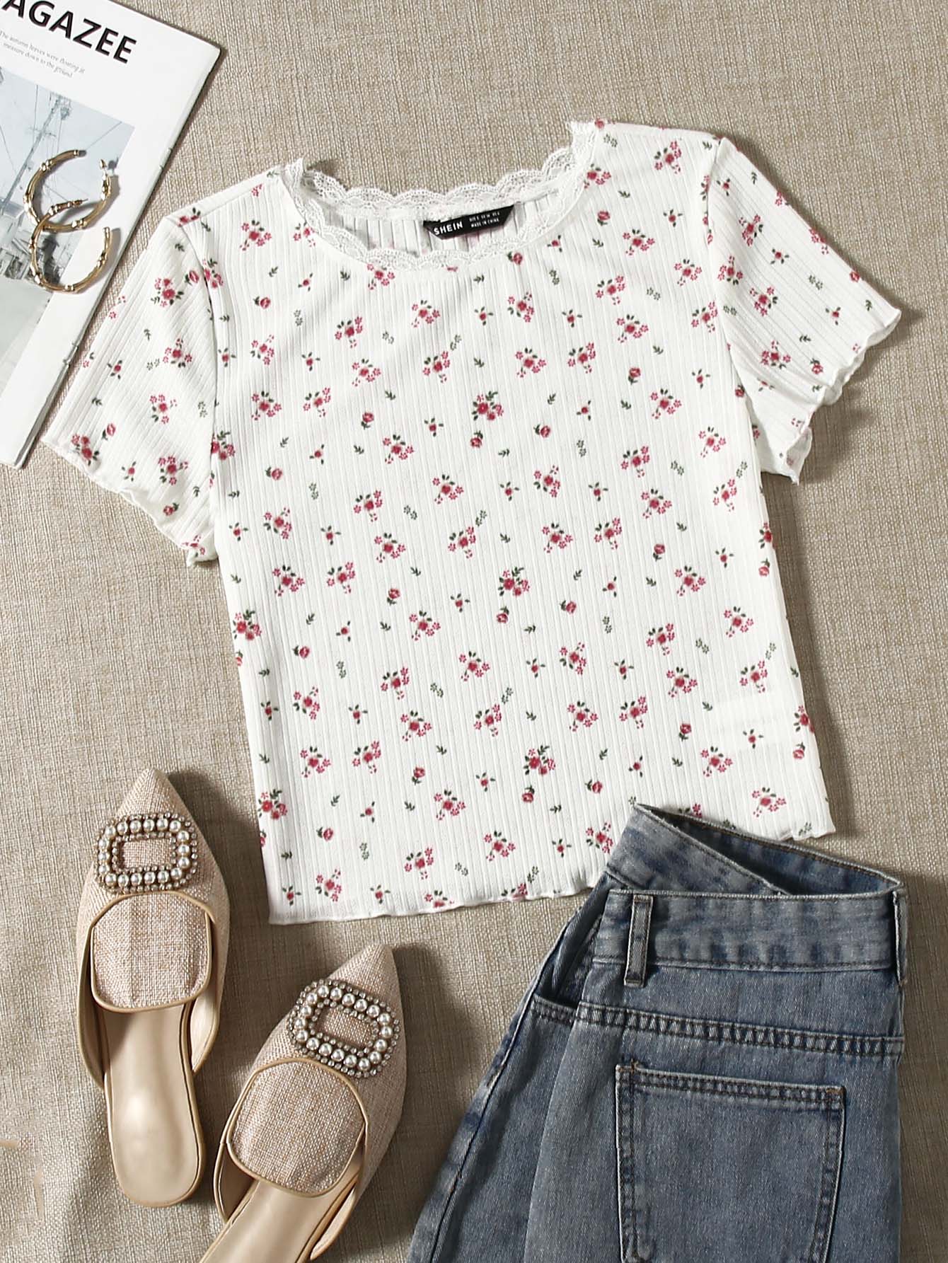 Soleia Ditsy Floral Lace Trim Tee