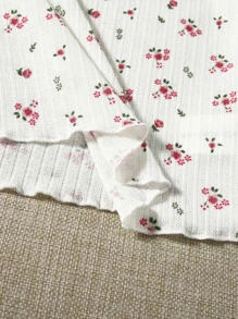 Soleia Ditsy Floral Lace Trim Tee