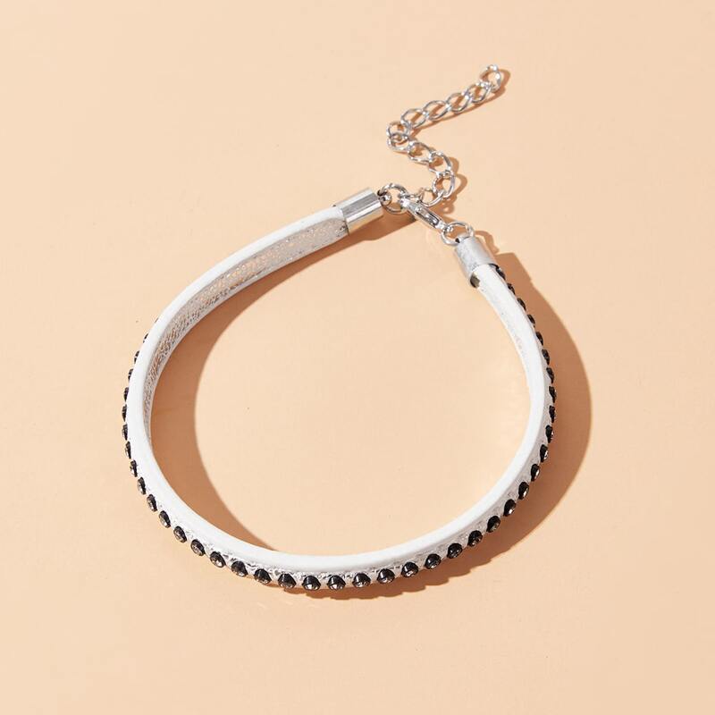 

Rhinestone String Bracelet, Silver