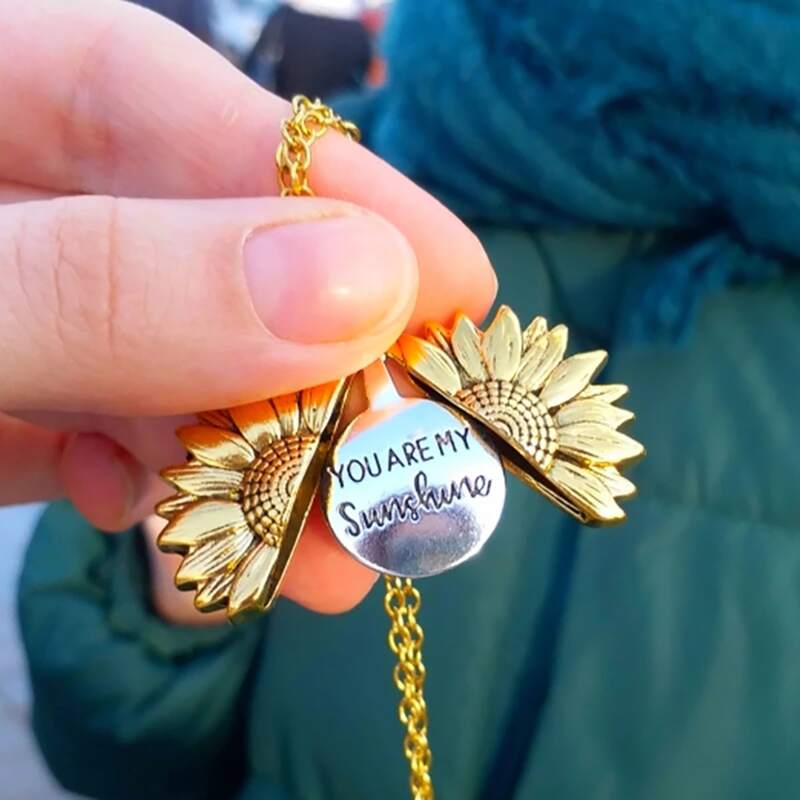 

1pc Sunflower Pendant Necklace, Gold