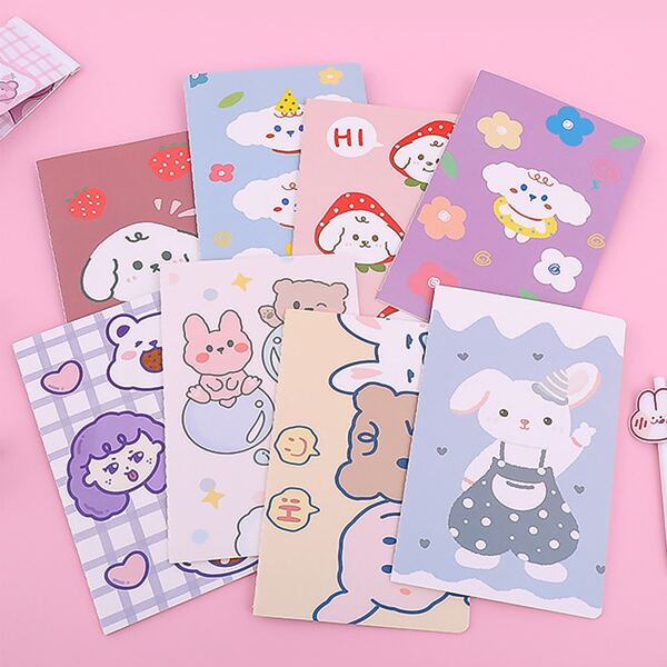 

1pc Cartoon Graphic Random Notebook, Multicolor
