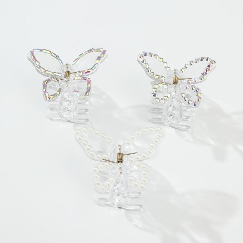 

1pc Random Holographic Butterfly Hair Claw, Clear