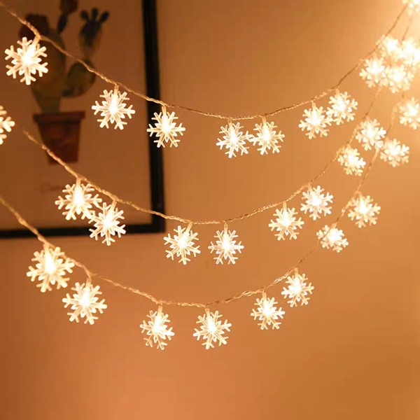 

1pc 3m String Light With 20pcs Snowflake Bulb, Yellow