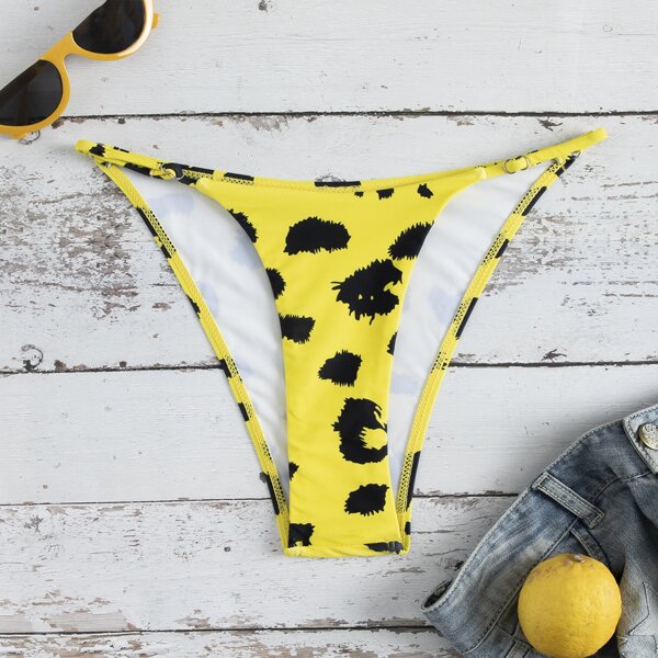 

Allover Print Thong Bikini Panty, Multicolor