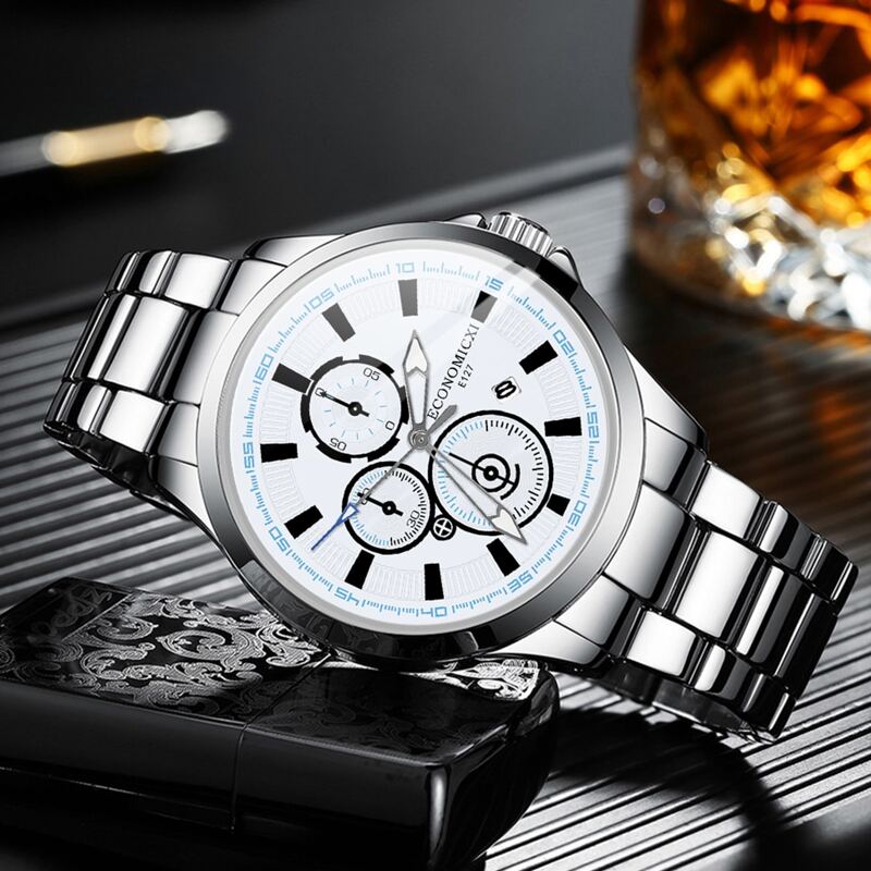 

Guys Round Pointer Date Quartz Watch