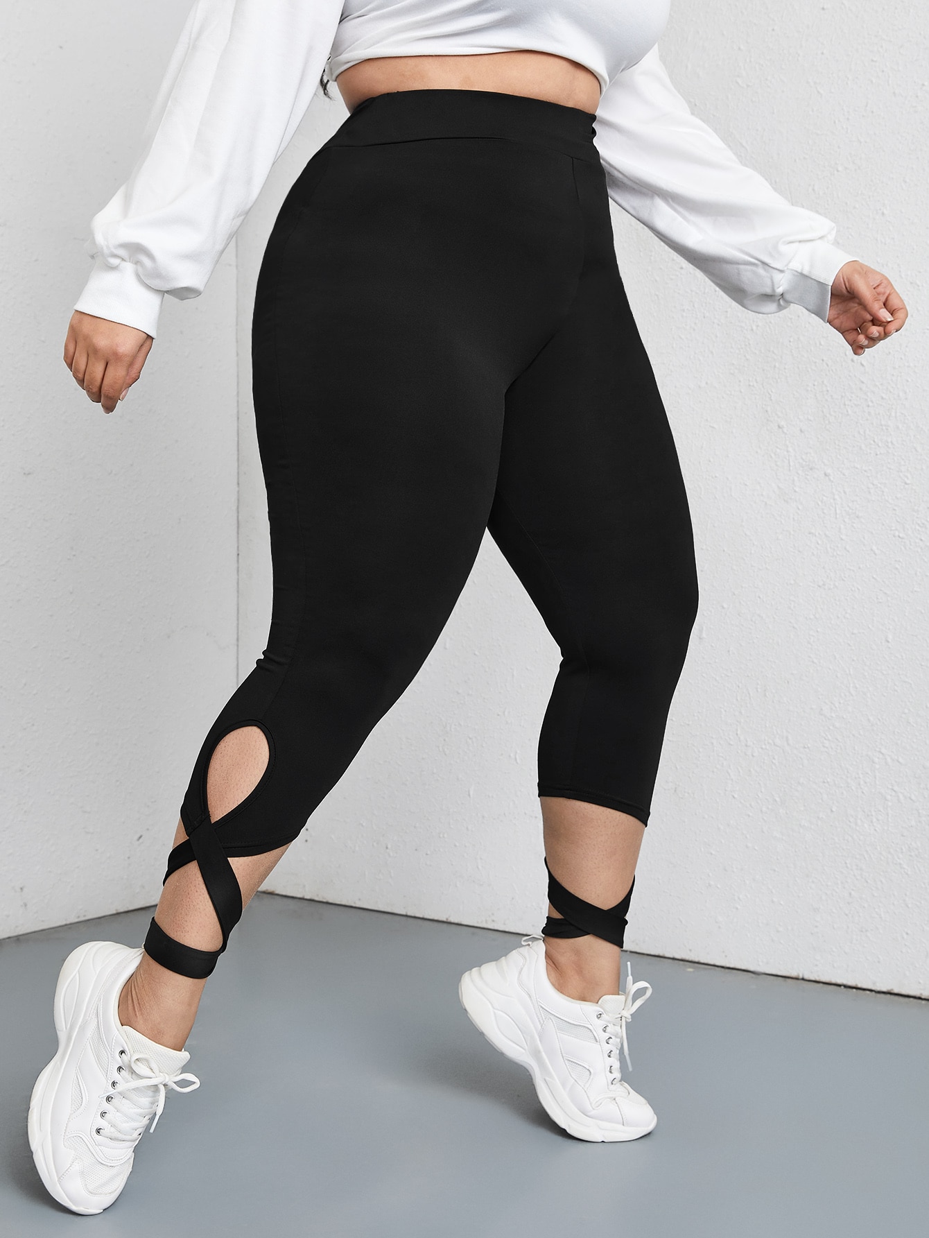 Plus Criss Cross Cut Out Leggings thumbnail