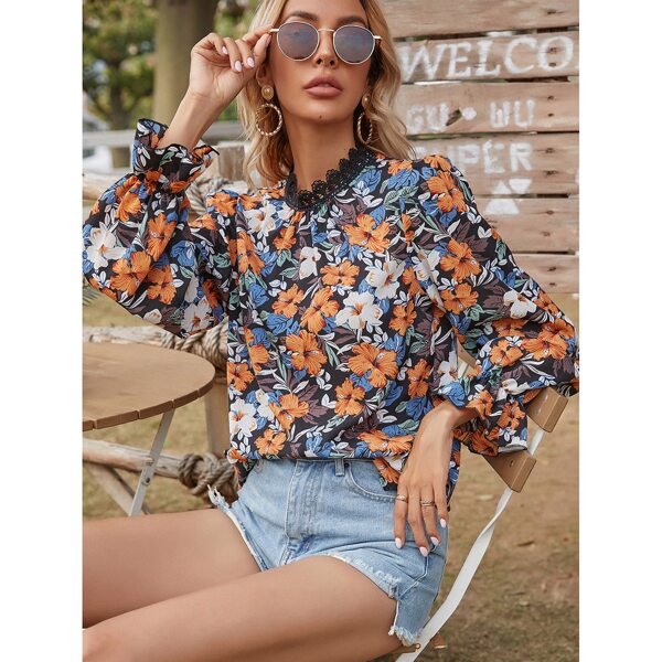 

All Over Floral Print Flounce Sleeve Blouse, Multicolor