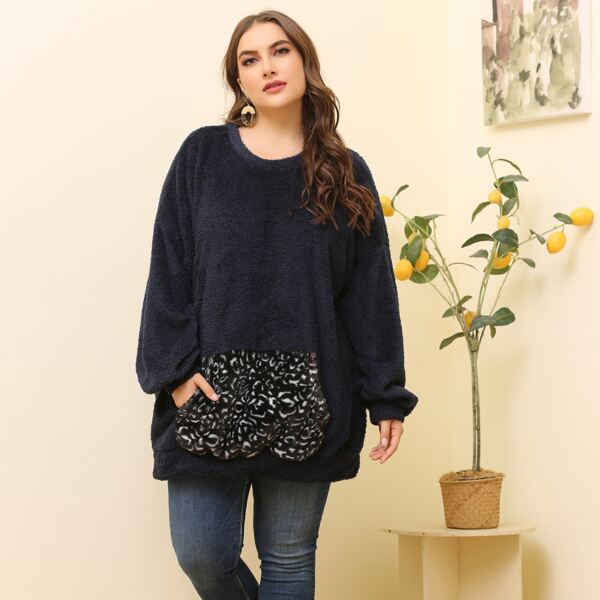 

Plus Contrast Kangaroo Pocket Teddy Sweatshirt, Navy blue