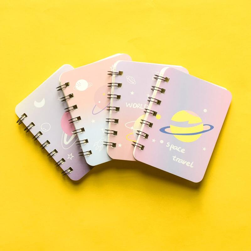 

1pack Planet Print Cover Random Spiral Notebook, Multicolor