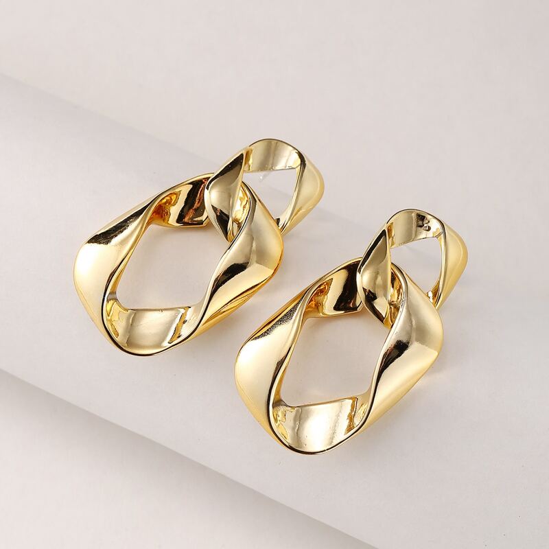 

Metal Chain Drop Earrings, Gold