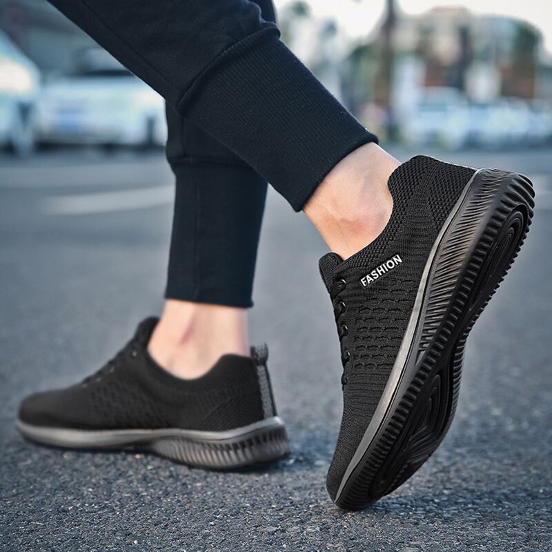 

Guys Lace-up Knit Sneakers, Black