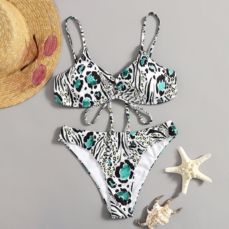 

Allover Print Tie Front Bikini Swimsuit, Multicolor