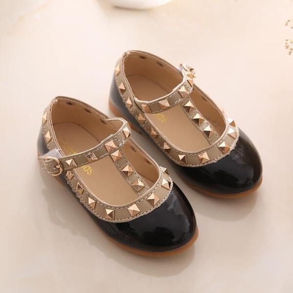 

Toddler Girls Spiked Decor T-Strap Flats, Black