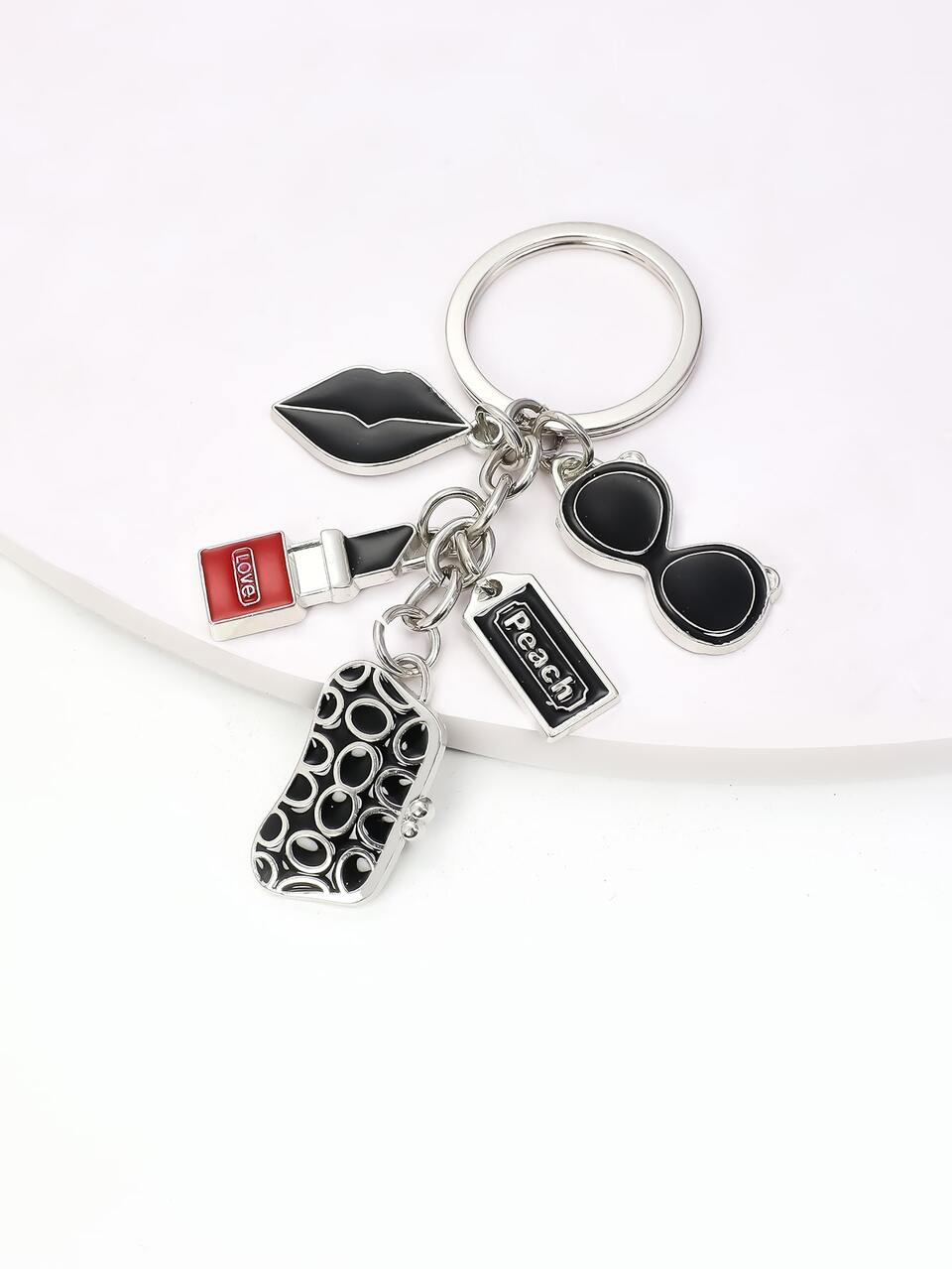 Alloy Lipstick Shaped Keychain, Elegant Gift For Valentine's Day, Mother's Day, Women's Day, Bag Charm Gifts For Mother, Father, Graduation, And Teacher