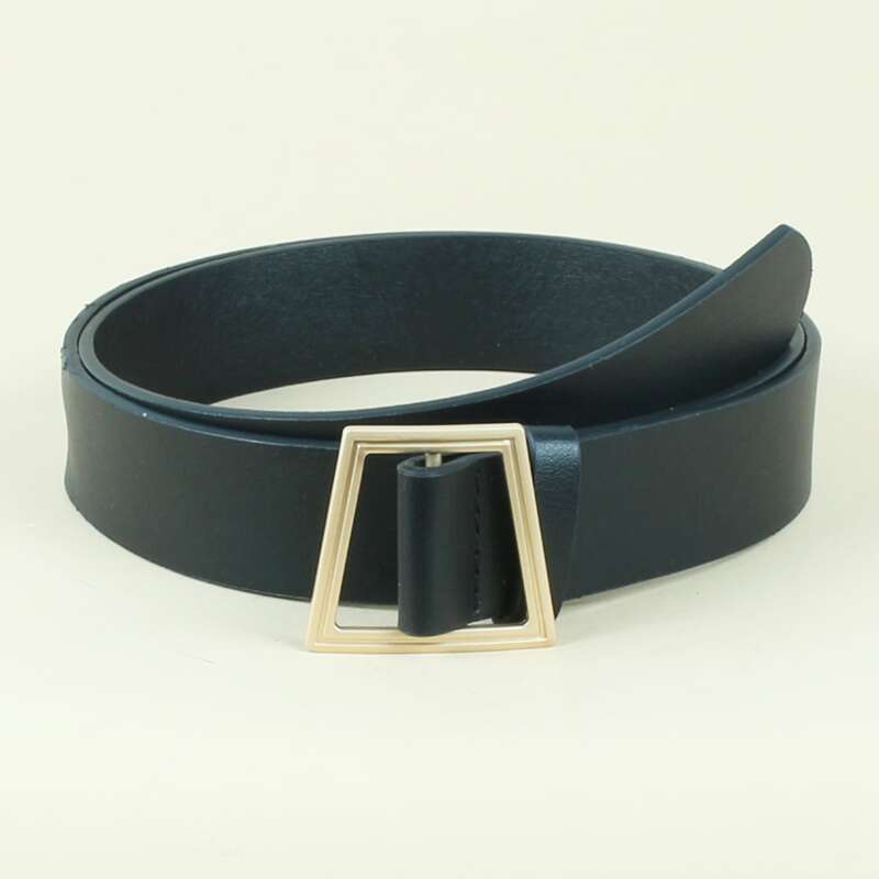 

Trapezoid Buckle Belt, Black
