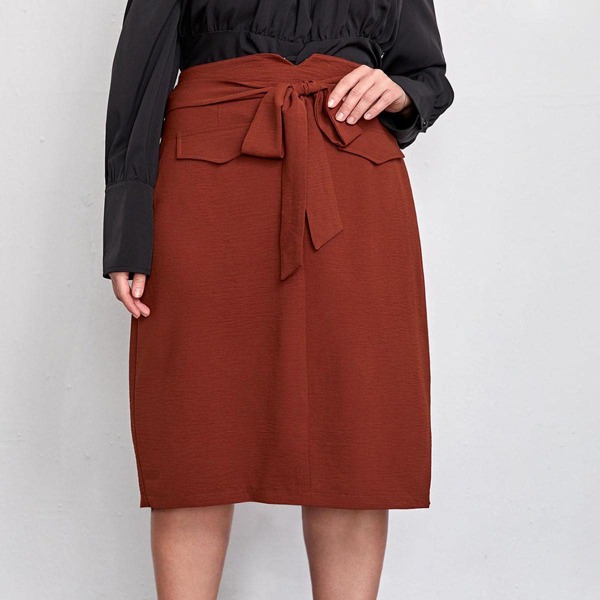 

Plus Split Hem Belted Skirt, Rust brown
