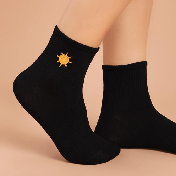 

Sun Embroidery Socks, Black