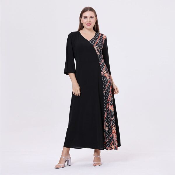 

Plus Graphic Print V Neck A-line Dress, Black