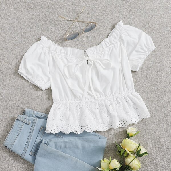 

Ruffle Hem Knot Front Top, White