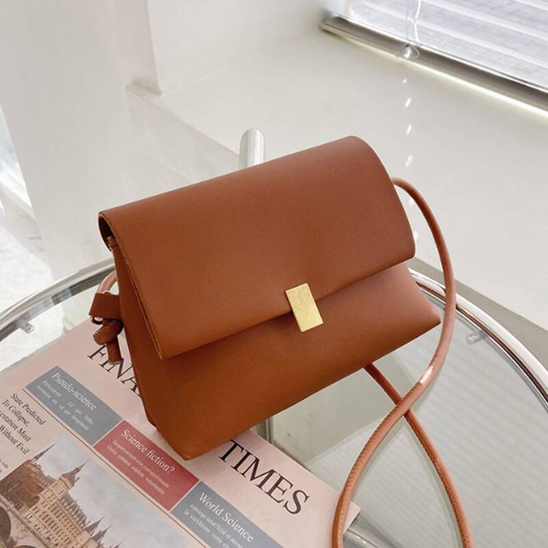 

Solid Flap Crossbody Bag, Brown