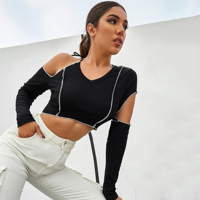 

Contrast Stitch Asymmetrical Neck Crop Tee, Black