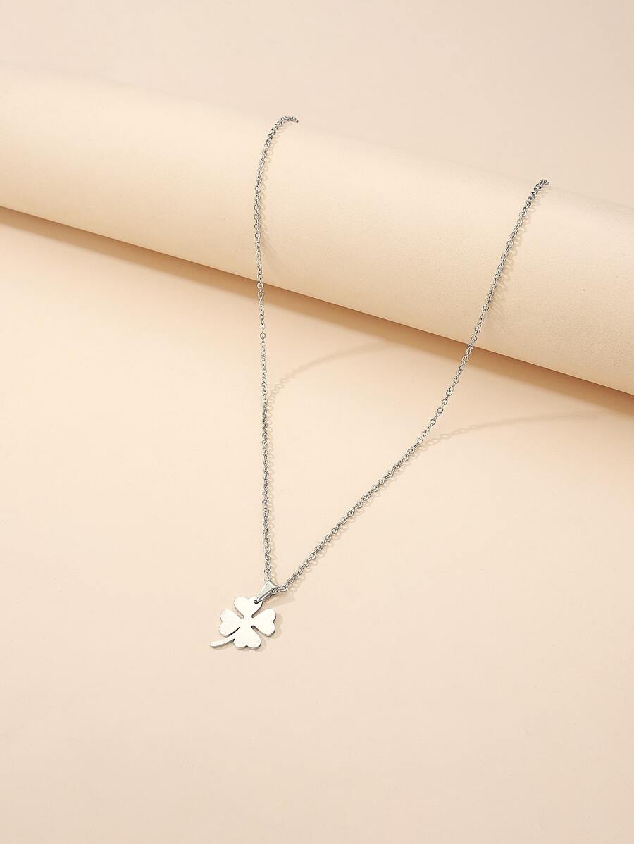 Clover Pendant Necklace - Silver - View 1