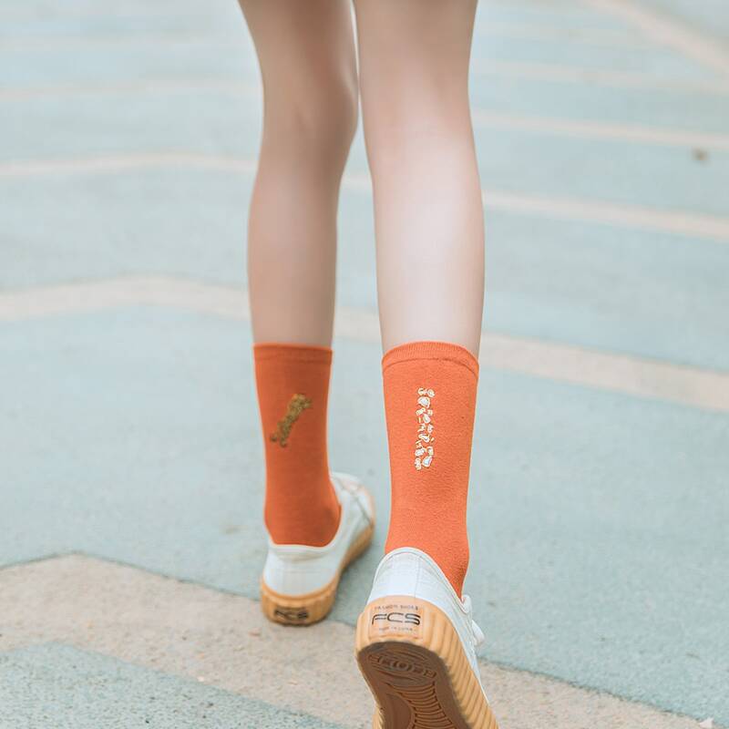 

1pair Leopard Embroidery Crew Socks, Orange