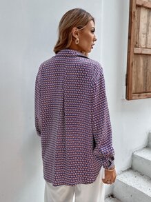 SHEIN Clasi 隱藏紐扣滿版圖案長款襯衫 - 彩色 - 查看 2