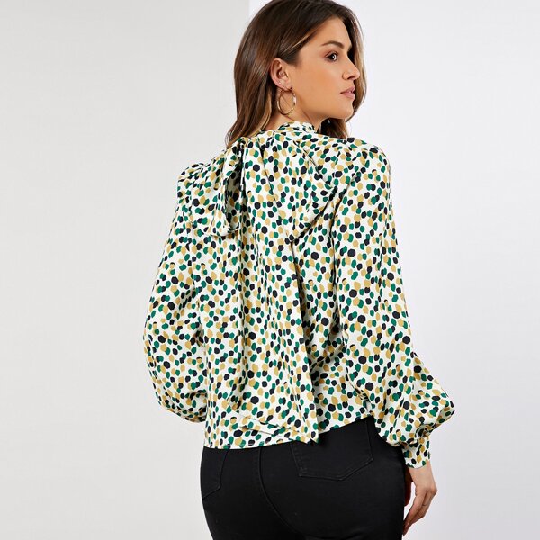 

Tie Back Bishop Sleeve Allover Top, Multicolor