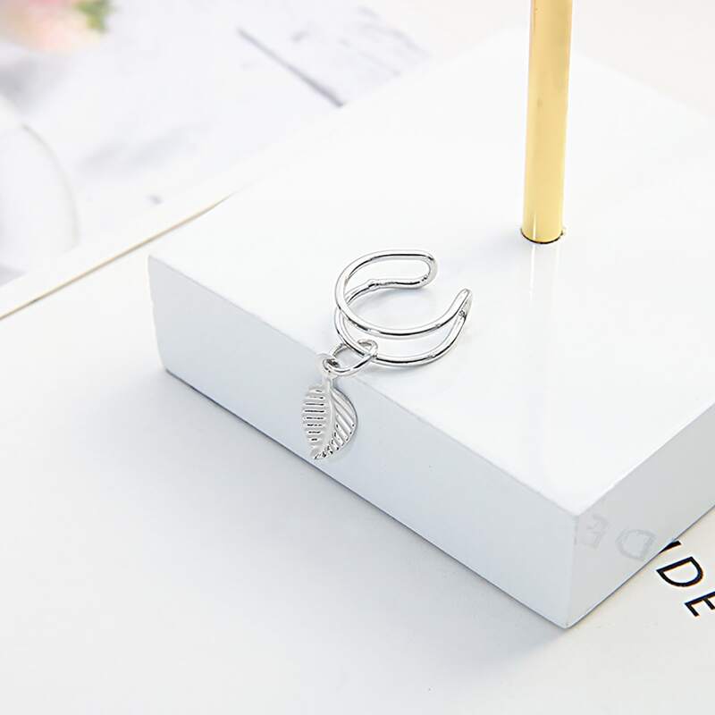 

1pair Leaf Charm Ear Cuff, Silver