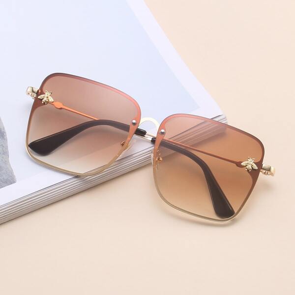 

Square Tinted Lens Sunglasses