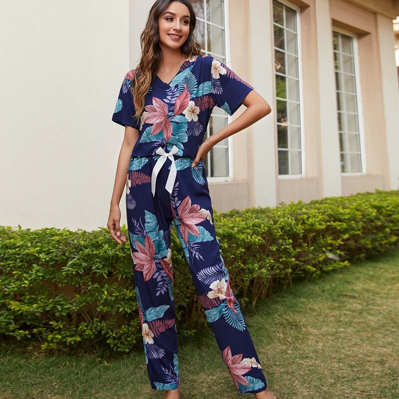 

Floral Print Knot Pajama Set, Multicolor