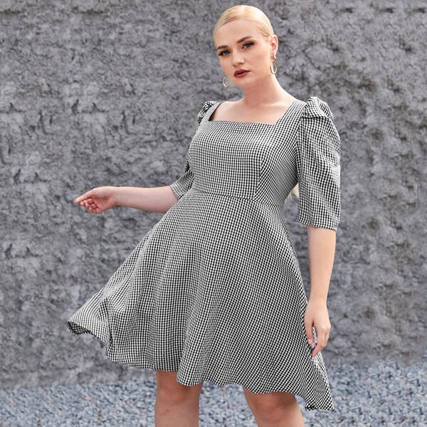 

Plus Plaid Square Neck Dress, Black and white
