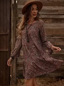 SHEIN LUNE Ditsy Floral Flounce Sleeve Smock Dress,Ladies Cute Ruffle,Ruffle Hem Long Sleeve Round Neck Regular Fit Short Multicolor Viscose Flounce Sleeve Ditsy Floral Smock Women Short Dresses,Spring/Fall,Casual Daily Wear - Multicolor - View 5