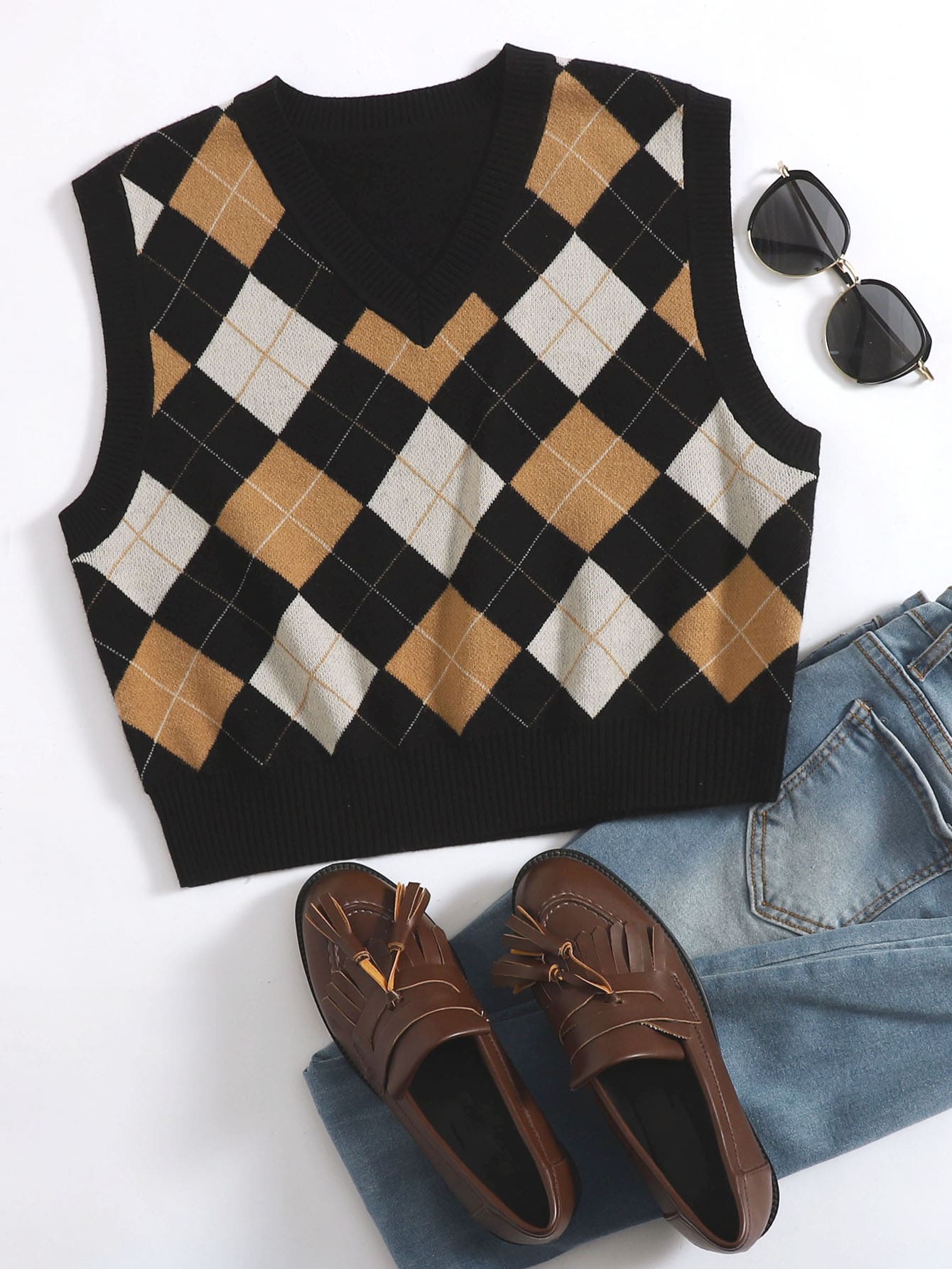 Argyle Pattern Sweater Vest thumbnail