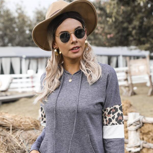 

Kangaroo Pocket Leopard Print Drawstring Hoodie, Grey