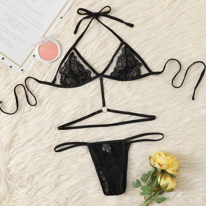 

Ring Linked Floral Lace Lingerie Set, Black