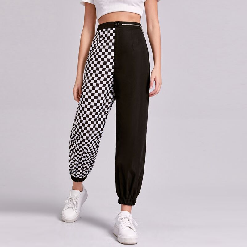 

Contrast Checkerboard Joggers, Black and white