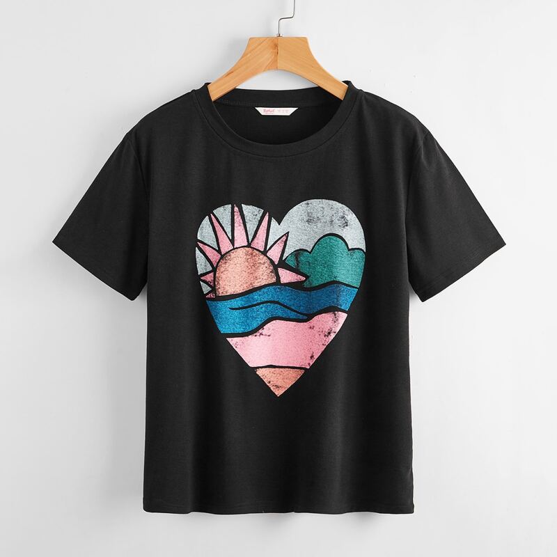 

Heart Graphic Tee, Black