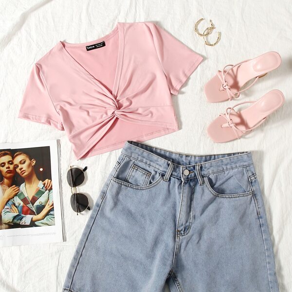 

Twist Front Solid Tee, Pastel dusty pink
