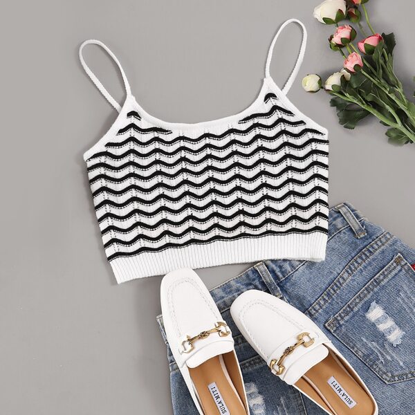 

Wave Striped Crop Knit Top, Black and white