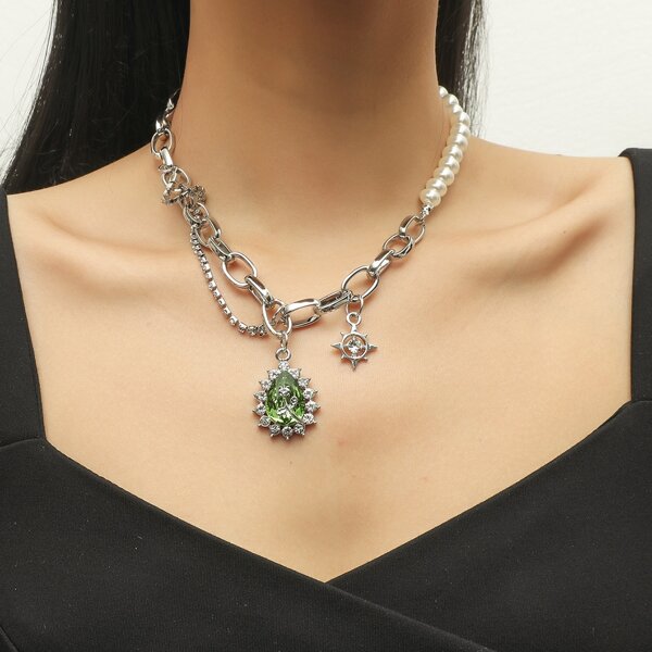 

Water-drop Rhinestone Pendant Necklace, Silver