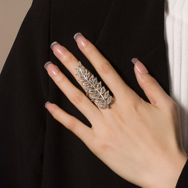 

Rhinestone Detail Leaf Design Ring, Silver