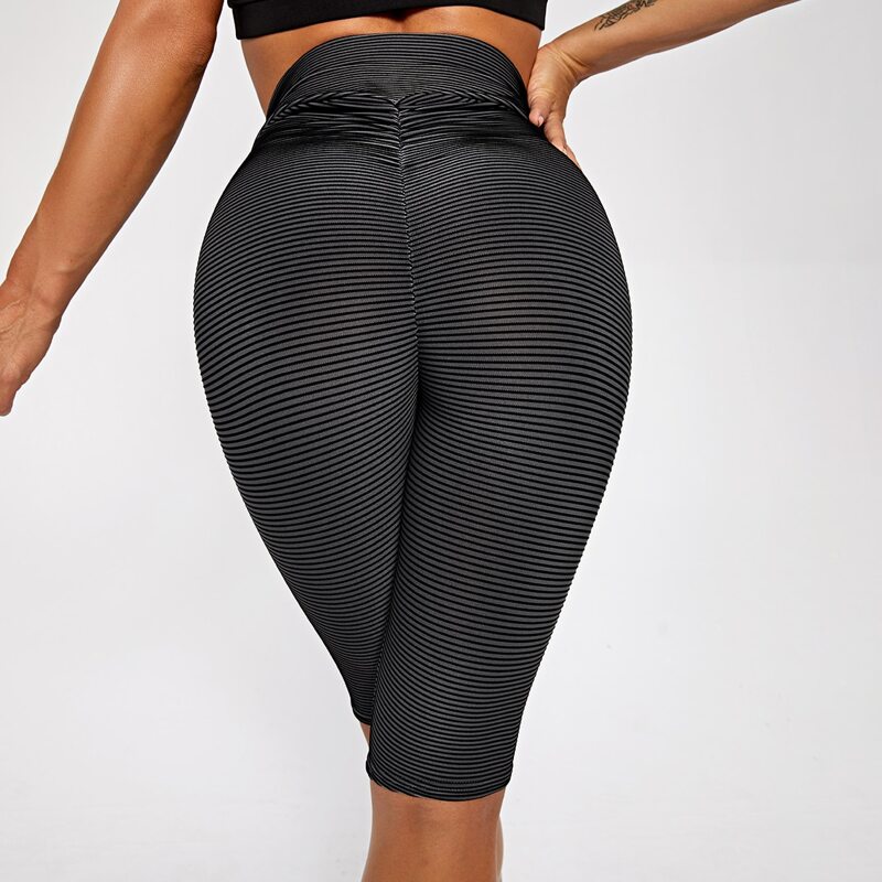 

Super Elastic Striped Pattern Sports Shorts, Black