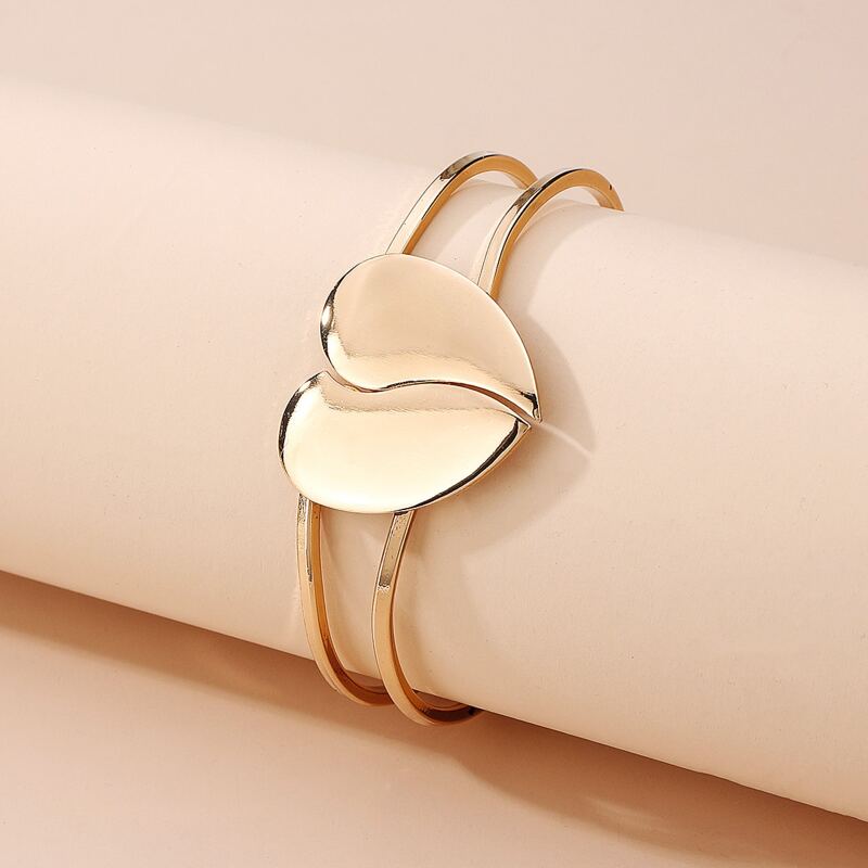 

Heart Decor Bangle, Gold