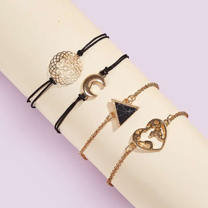 

4pcs Heart Decor Bracelet Set, Gold