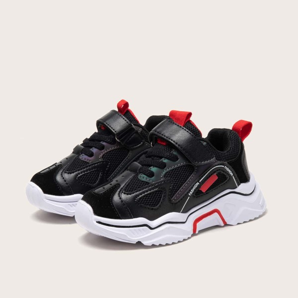 

Girls Letter Graphic Velcro Strap Sneakers, Black