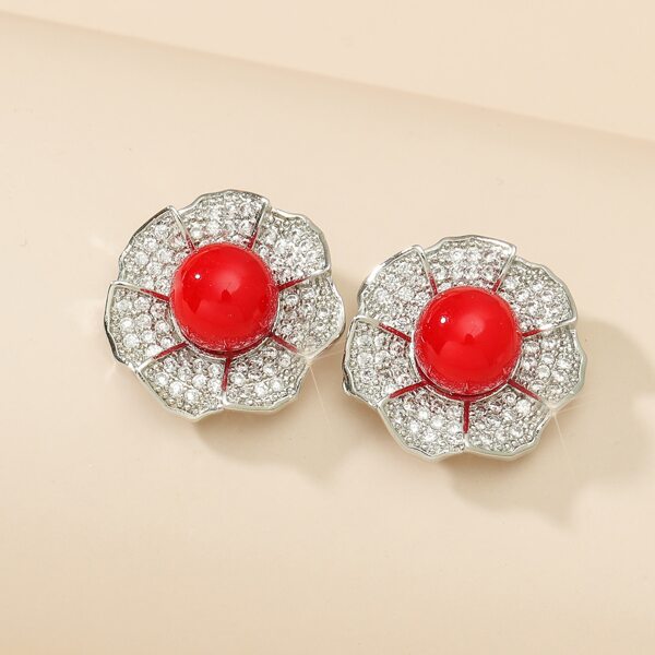 

Zircon Flower Decor Stud Earrings, Silver
