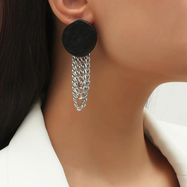 

Round & Chain Decor Earrings, Black